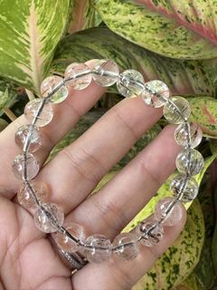 (Category: ) located in . Submitted by selling_low_by_bella_ben (Listing ID 1464891059, Image 1). Description: .