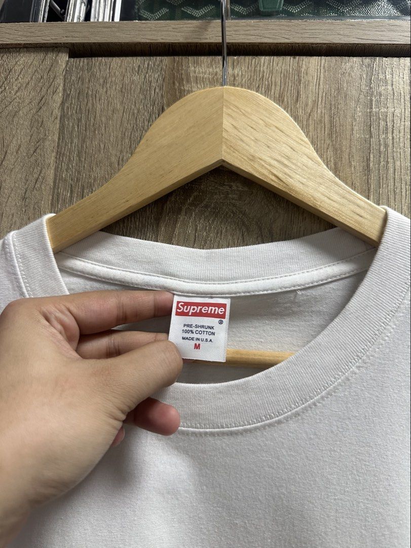 Supreme Apes Tee (Category: Tshirts & Polo Shirts ) located in Imus. Submitted by rckrmns (Listing ID 1464806749, Image 3). Description: Supreme Apes Tee Size M-L W- 22 L- 28 Good as new .