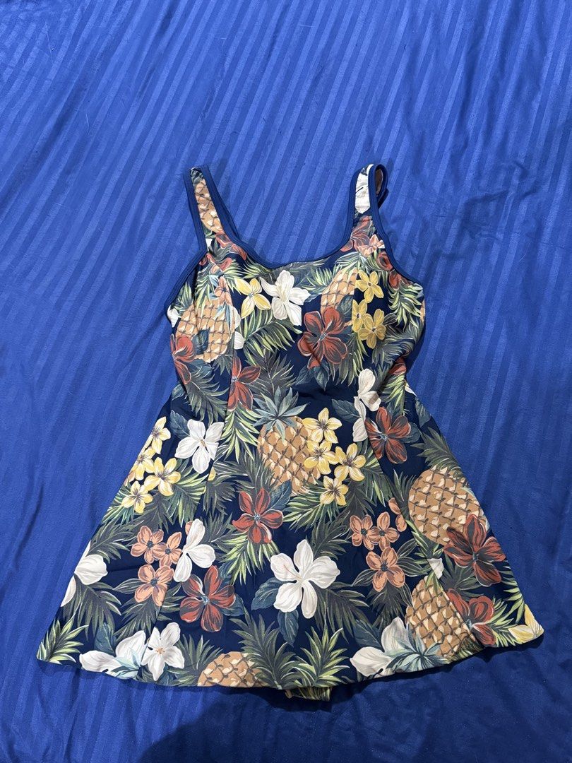 Swimsuit Dress (Category: Bikinis & Swimsuits) located in Las Pinas. Submitted by bloomwithjoyph (Listing ID 1464874360, Image 1). Description: Swimsuit Dress Padded Bikini S to M Used once No flaws.