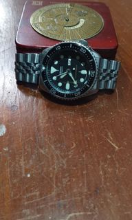 (Category: ) located in . Submitted by julius_onlineshop14 (Listing ID 1464785511, Image 1). Description: .