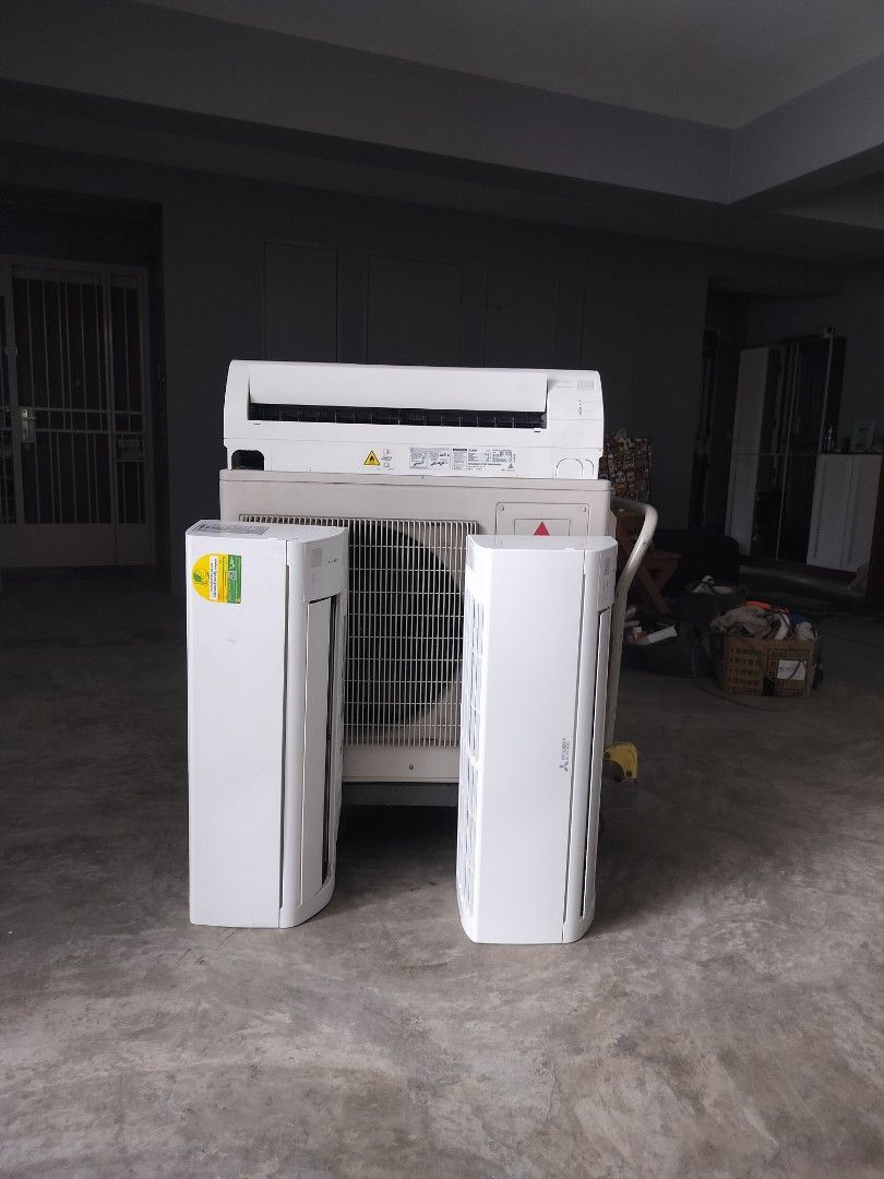 System 3 (Category: Air Conditioning) located in Singapore. Submitted by khan893551 (Listing ID 1464831981, Image 1). Description: 28kcompressor and 18k 10k 10k btu fancoil Mitsubishi on 6 month warranty 5 5 tikes on 2022 aircon.