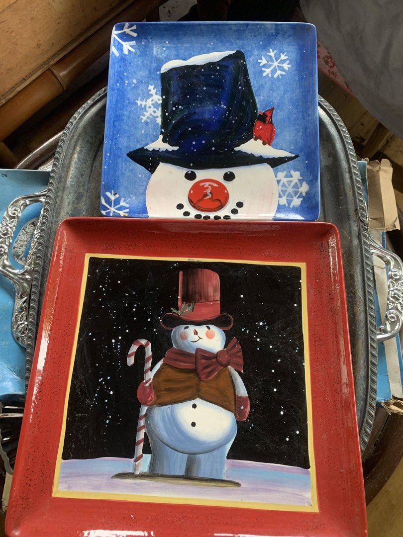 Take all Christmas Display plate big (Category: Frames & Pictures) located in Quezon City. Submitted by sojisup (Listing ID 1464786637, Image 2). Description: .