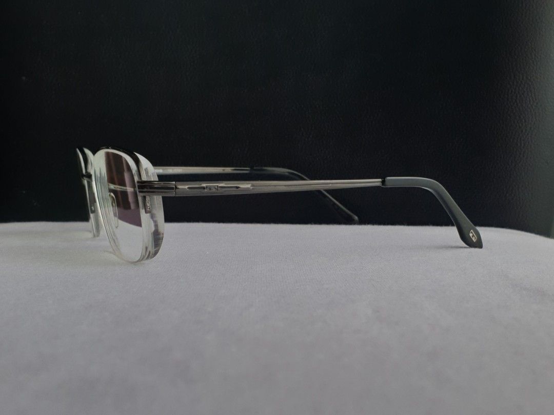 Technos Titanium Eyeglass Frame (Category: Sunglasses & Eyewear) located in Quezon City. Submitted by WasalakTwo (Listing ID 1464956515, Image 3). Description: Bought in Japan Durable and high quality Goodcondition Clean and presentable Lens are graded, but replaceable Open for delivery nationwide Front Width 13.5cm Front Height 3.9cm.