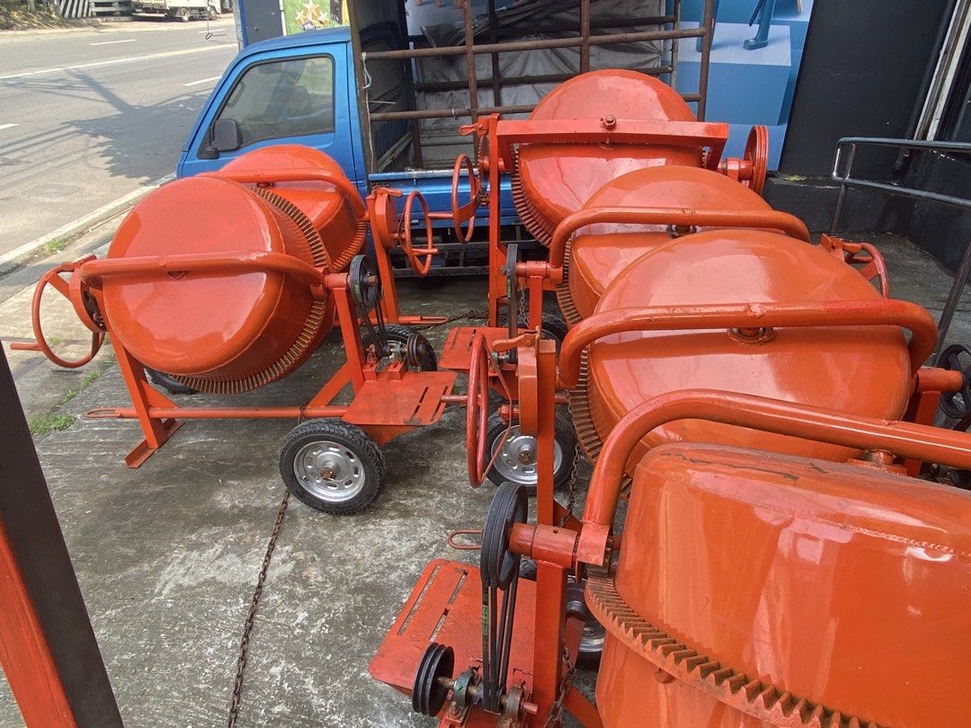 T-FRAME ONE BAGGER CEMENT MIXER (Category: Construction Tools & Equipment) located in San Pablo. Submitted by justineange628 (Listing ID 1464775426, Image 2). Description: Restock‼️ Restock‼️ Restock‼️ 📢One-Bagger Cement Mixer Bundles‼️ 🔴T-Frame reduction type with 7.5 Gas Engine Plus Freebies‼️ Option A. Wheel Barrow Option B. Portable Concrete Vibrator Option C. Impact Drill & Angle Grinder Also available in our store‼️ 🔴Light Construction E