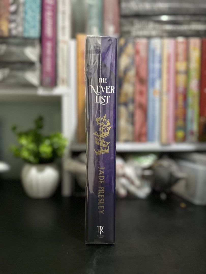 The Never List (Category: Storybooks) located in Manila. Submitted by p.byrie (Listing ID 1464780104, Image 2). Description: The never list ₱900 - Deluxe Ed - Remaindered RFS: shelf space for new books 📍 Cebu City 🛻 J&T 💰 Maribank/Gotyme .