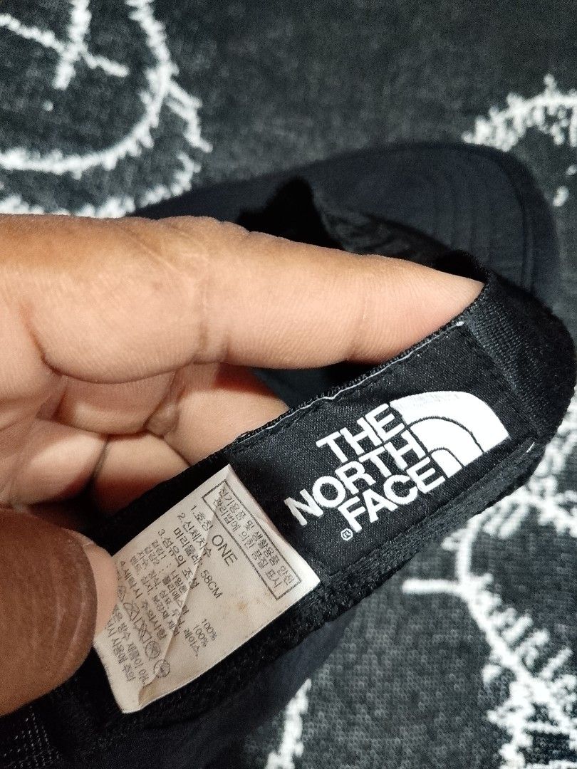 The North face (Category: Caps & Hats) located in Manila. Submitted by raymarktap72011 (Listing ID 1464771112, Image 2). Description: the North face 5panel fits all 700.