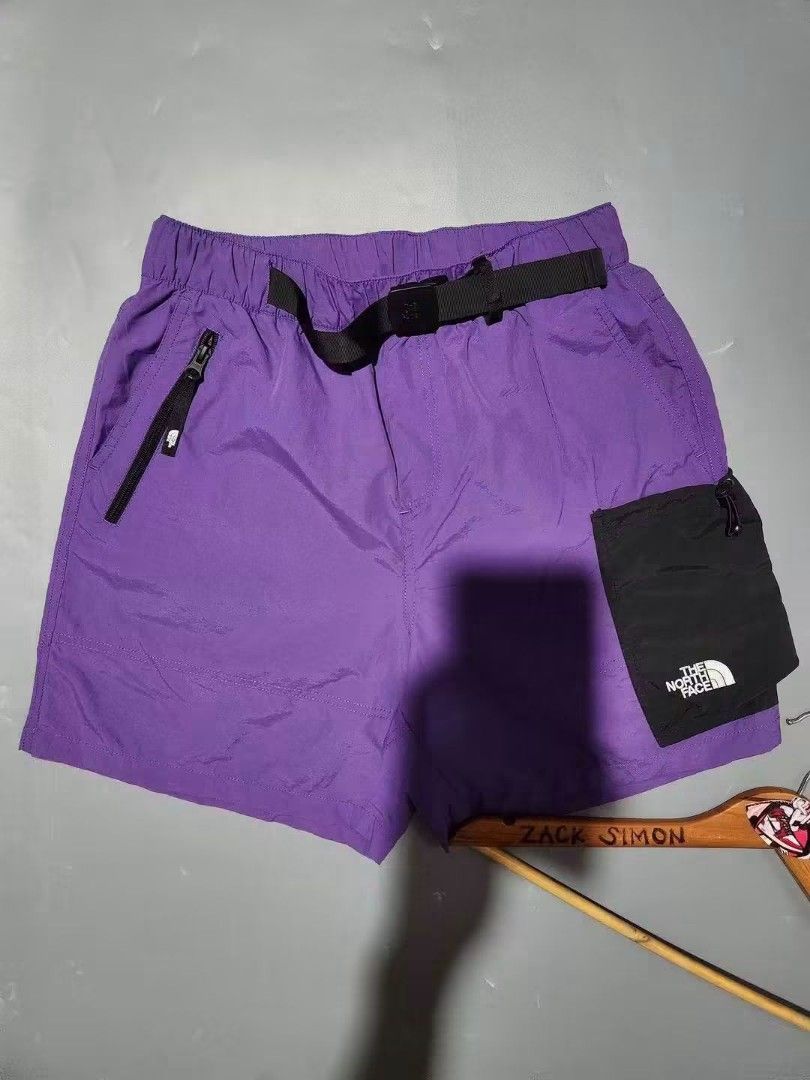 THE NORTH FACE (Category: Activewear) located in General Santos City (Dadiangas). Submitted by alzacksimo35414 (Listing ID 1464889897, Image 1). Description: 850 +sf PHOTO MAY VARY DUE TO LIGHTING 🥰 Brand: THE NORTHFACE ✅️actual dimention 28-31 × 17 ✅️as new condition ✅️10 colorate ✅no issue DISCLAIMER: Please note that I ZACK SIMON is not affiliated with or endorsed by any brand. Any brand names or trademarks mentioned are the properties of the