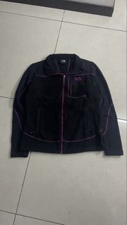 (Category: ) located in . Submitted by kalthrifted (Listing ID 1464863796, Image 1). Description: .