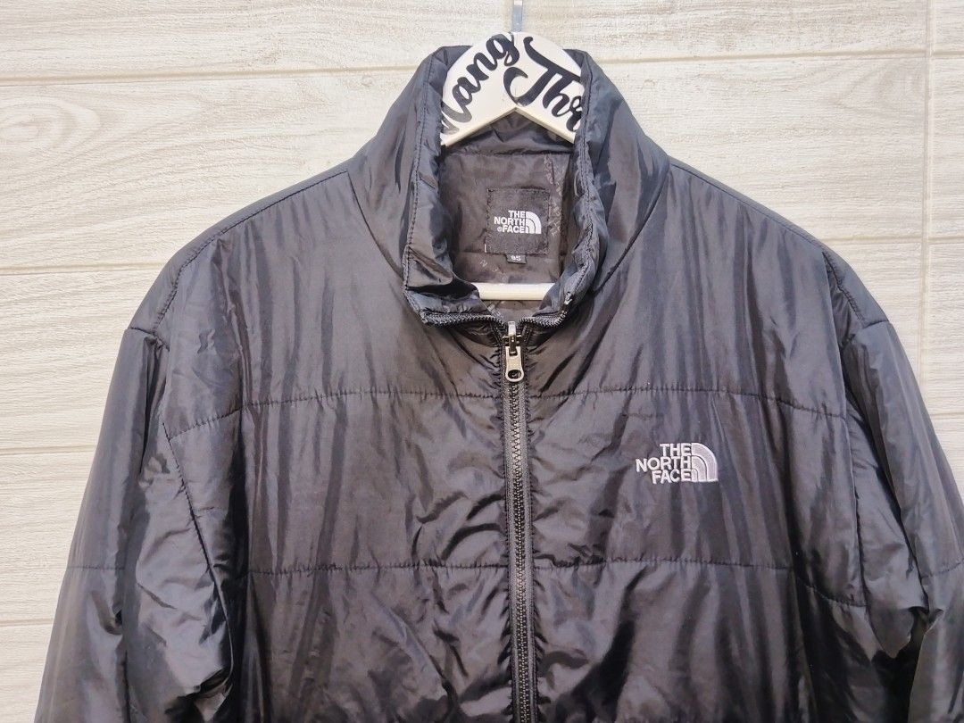 THE NORTH FACE DOWN JACKET (Category: Coats, Jackets and Outerwear) located in Sorsogon. Submitted by mang_thrift2 (Listing ID 1464849958, Image 3). Description: 22w26L.