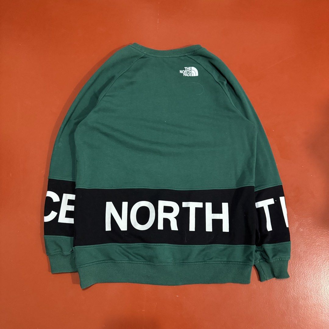 THE NORTH FACE SWEATER (Category: Coats, Jackets and Outerwear) located in Pasig City. Submitted by buzzthrifty (Listing ID 1464891632, Image 2). Description: SIZE XXL ON TAG BEST FIT L-XL 23x28 EXCELLENT TO NEW .