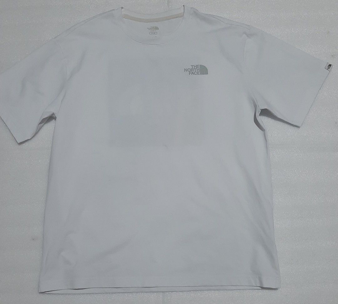 The northface monoflex tshirt (Category: Tshirts & Polo Shirts ) located in General Santos City (Dadiangas). Submitted by thrift_raid (Listing ID 1464882814, Image 2). Description: size Large.
