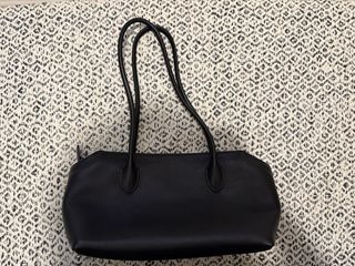 （分類：）位於 。 由 puiyin0323 提交（商品編號 1464438248，圖片 1）。簡介： 。