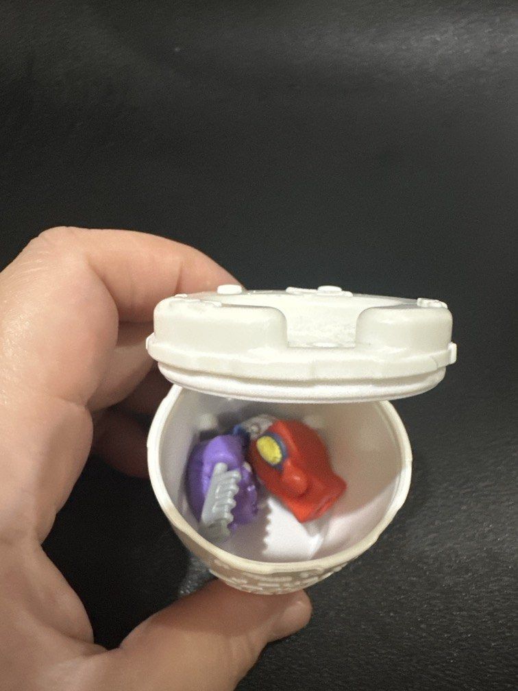 The Trash Pack (take all) (Category: Kids Toys) located in Manila. Submitted by krystalchewey_ (Listing ID 1464924701, Image 3). Description: Used Actual Photo Posted 220php As pack ONLY TAKE ALL Collectible .