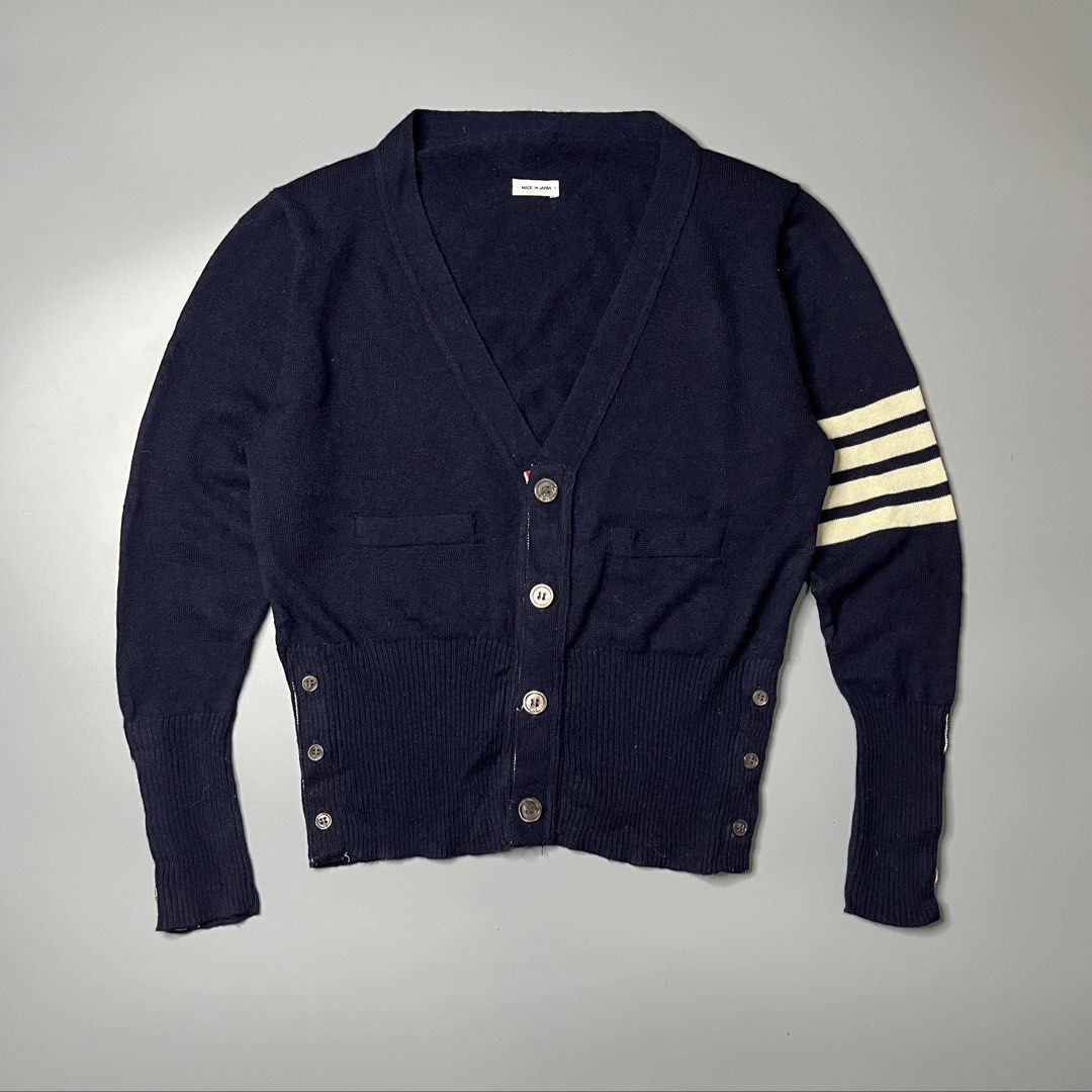 THOM BROWNE CARDIGAN (Category: Longsleeves) located in Manila. Submitted by aaaaaahhhhhh (Listing ID 1464817120, Image 1). Description: Size 1 18W 22L Missing maintag Lalamove or J&t Express + Shipping fee.