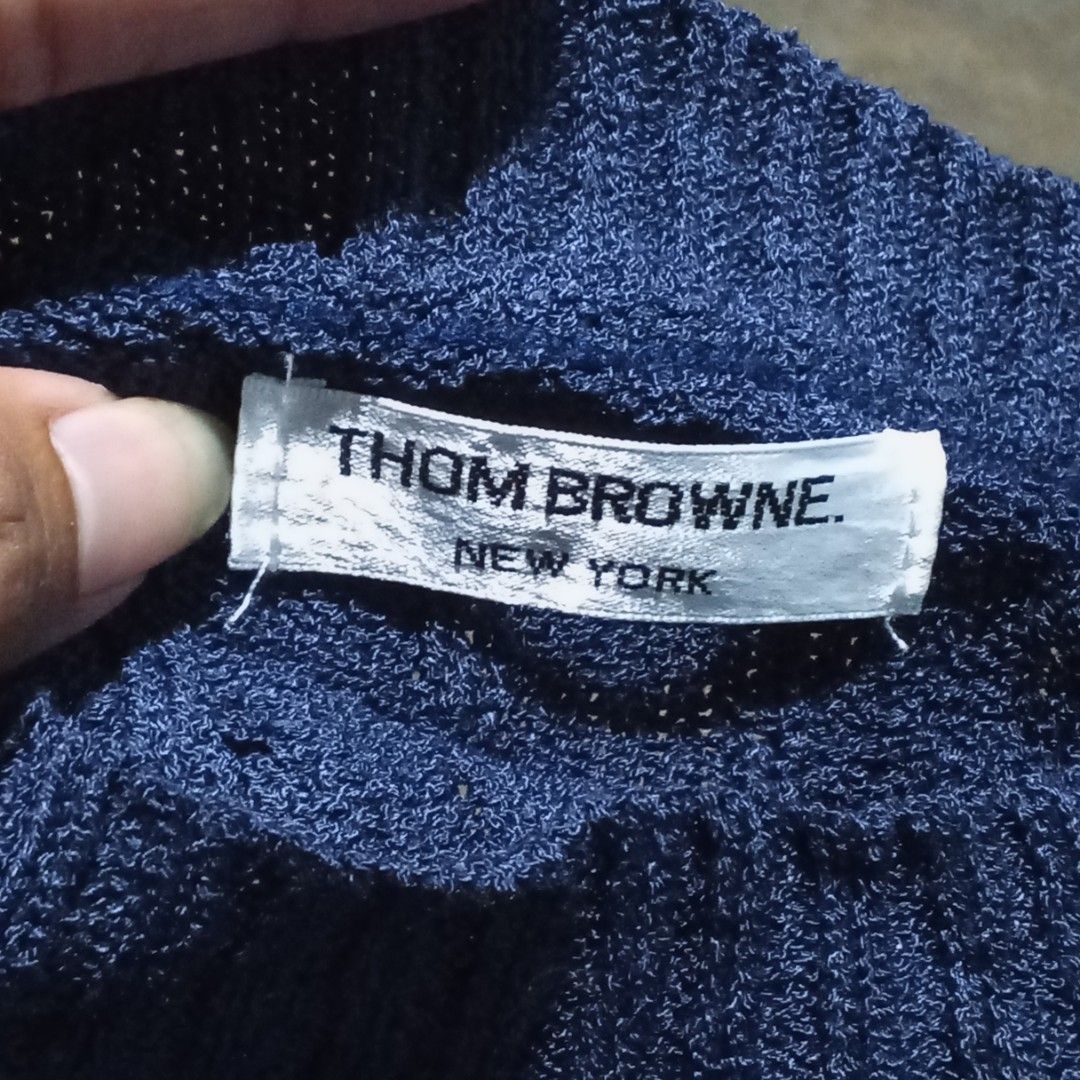 Thom Browne knitted (Category: Blouses) located in Manila. Submitted by tcbukay_zxc25 (Listing ID 1464881157, Image 2). Description: Thom Browne knitted no wash.