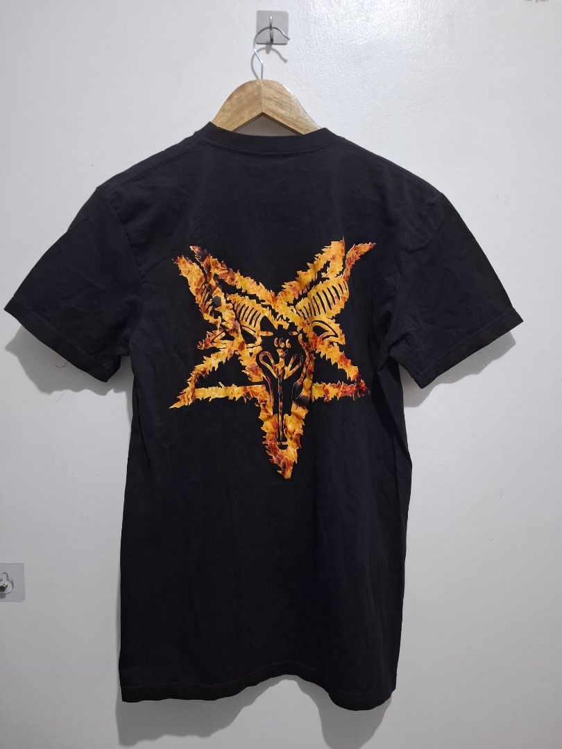 Thrasher skateboard magazine (Category: Tshirts & Polo Shirts ) located in Tarlac. Submitted by christopher.24 (Listing ID 1464877010, Image 2). Description: good as new legit.