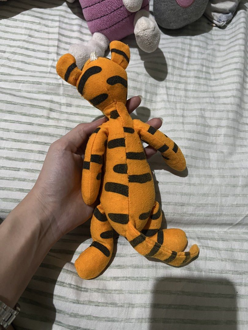 Tigger Stuff Toy (Category: Plushies & Soft Toys) located in Manila. Submitted by erickalago (Listing ID 1464935938, Image 3). Description: loc: Manila.