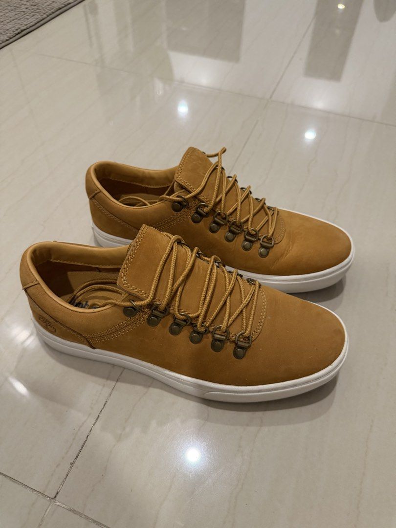 Timberland Casual Leather Shoes (Category: Sneakers) located in Malasiqui. Submitted by jeffrey89ers (Listing ID 1464886977, Image 2). Description: Bought in Abu Dhabi, UAE Only used once Free shipping Original/Authentic.
