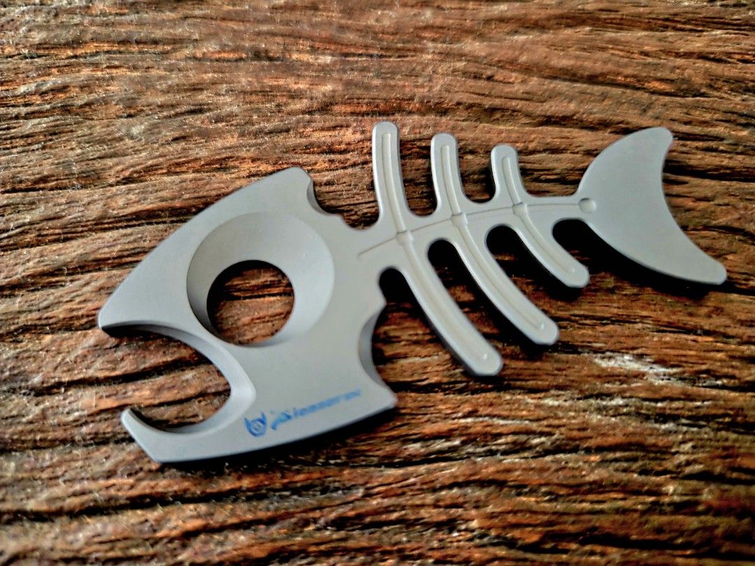 Titanium Fish Bone Bottle Opener (Category: Home Improvement Tools & Accessories) located in Marikina City. Submitted by knifeandtoolphilippines (Listing ID 1464829359, Image 1). Description: Fixed Price No Trades.