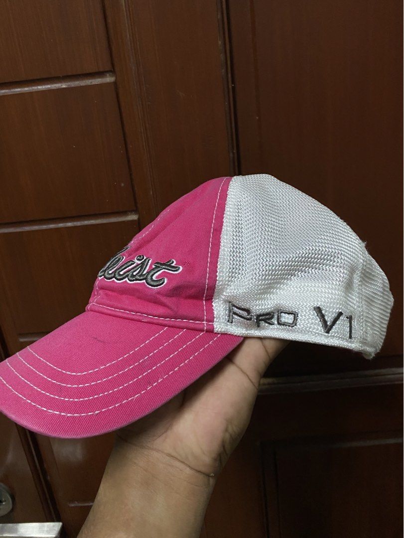 Titleist Golf Cap (Category: Caps & Hats) located in Davao. Submitted by workmensph (Listing ID 1464784776, Image 2). Description: OSFA.