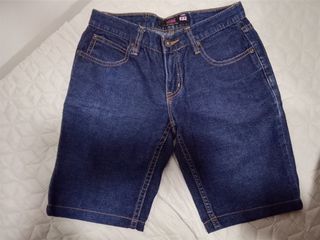 (Category: ) located in . Submitted by lili_rareclothes (Listing ID 1464956978, Image 1). Description: .
