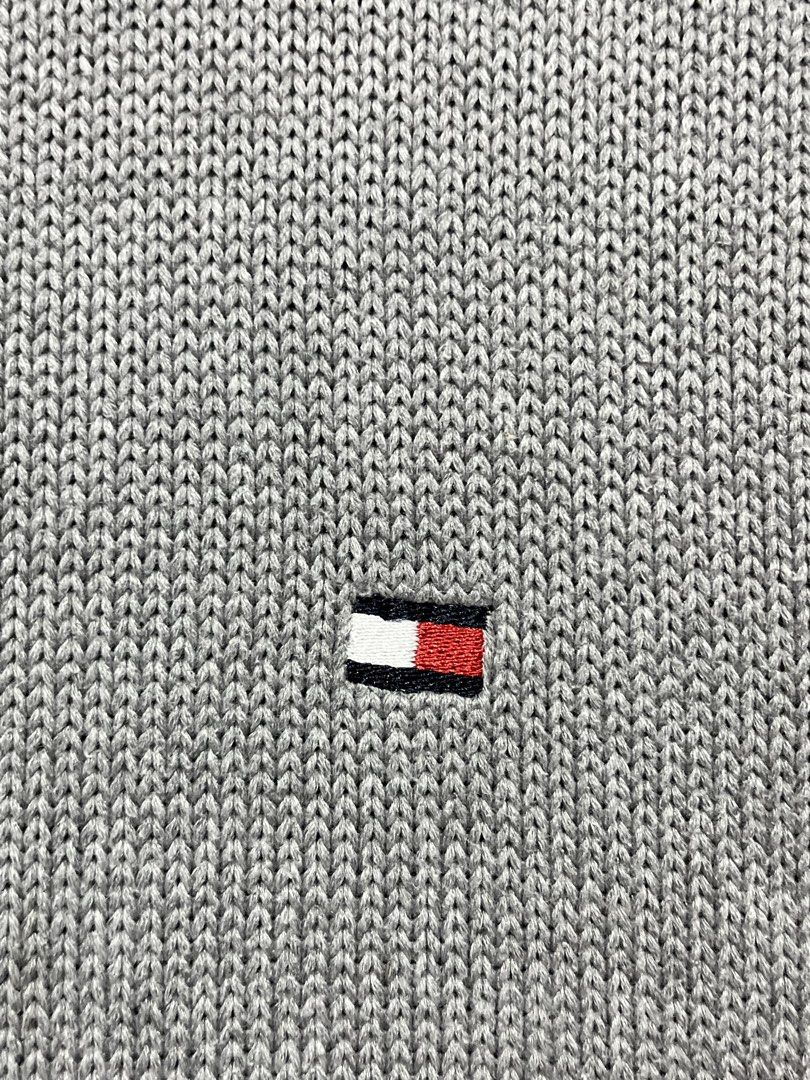 Tommy Hilfiger Knitted Jacket for men (Category: Coats, Jackets and Outerwear) located in Tumauini. Submitted by jomerthrift (Listing ID 1464916862, Image 3). Description: Dimes: 20.5x27 Color rate: 9.5/10 No issue .