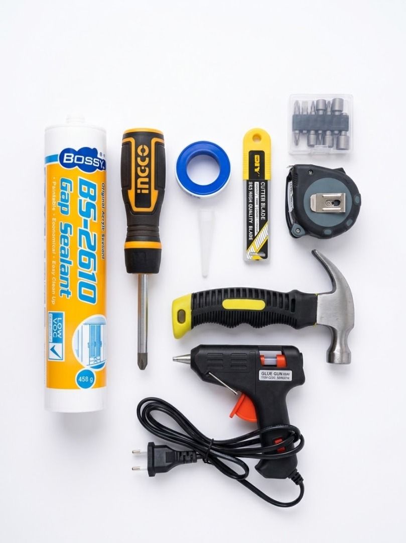Tools Set (Category: Construction Tools & Equipment) located in Manila. Submitted by lifestyledph (Listing ID 1464867283, Image 1). Description: 🛠️ Tools Set - Like New / Mostly Unused Selling as a set: Brand-new gap sealant Unused hammer Unused Teflon tape Glue gun — used once Screwdriver set — used once Tape measure — used once Blade set — only one blade taken Everything is good as new and barely used. 💰 ₱400 for the whole set.