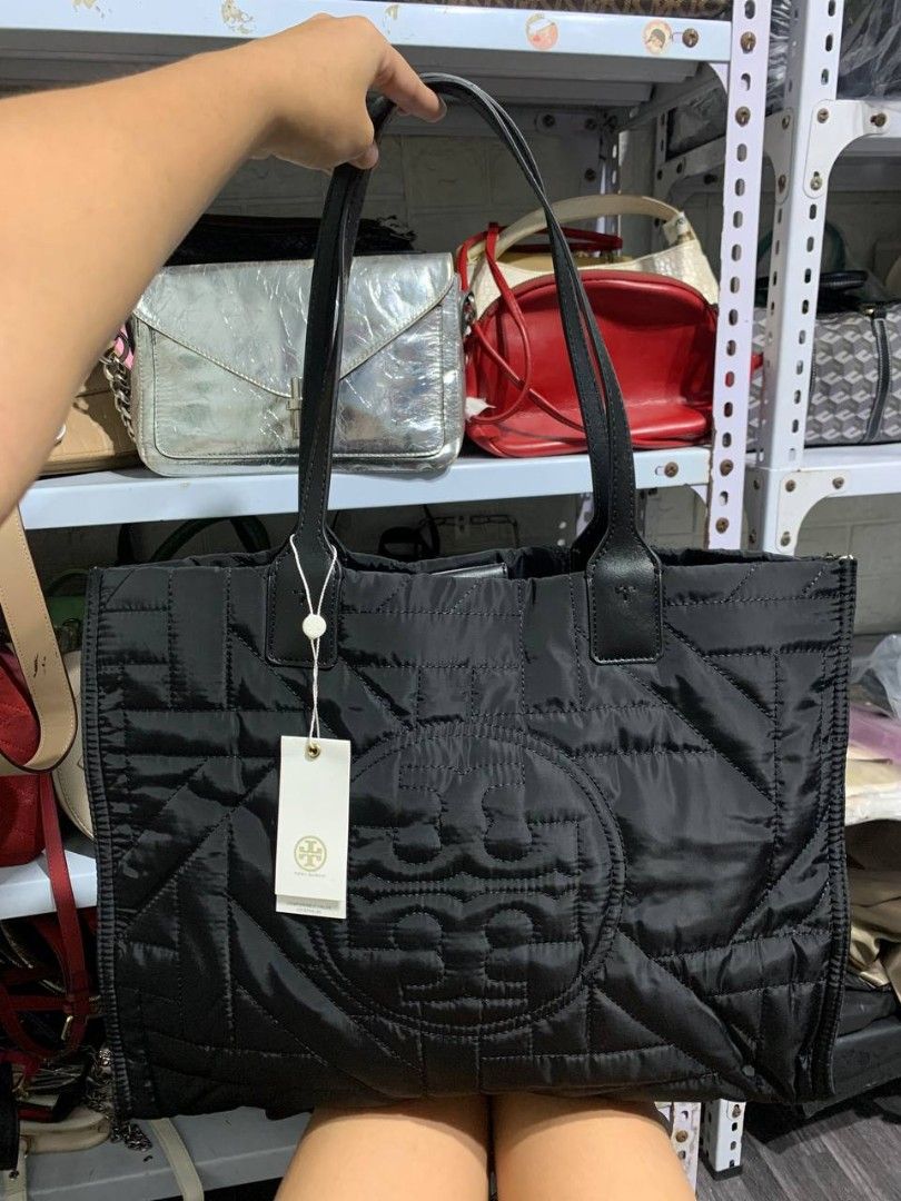 Tory Burch Ella Tote Bag (Category: Tote Bags) located in Valenzuela. Submitted by _prettysimplecollection (Listing ID 1464900086, Image 1). Description: .