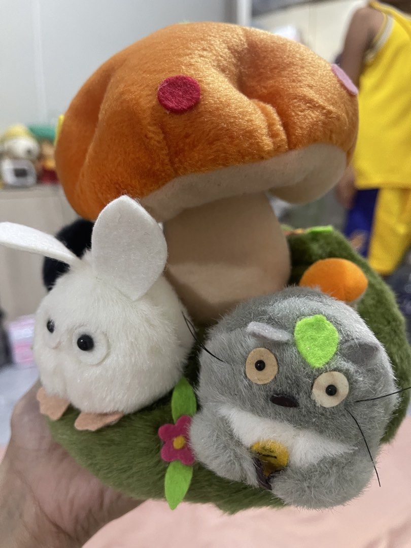 totoro plush toy (Category: Plushies & Soft Toys) located in Cabiao. Submitted by imeon13 (Listing ID 1464907007, Image 2). Description: .