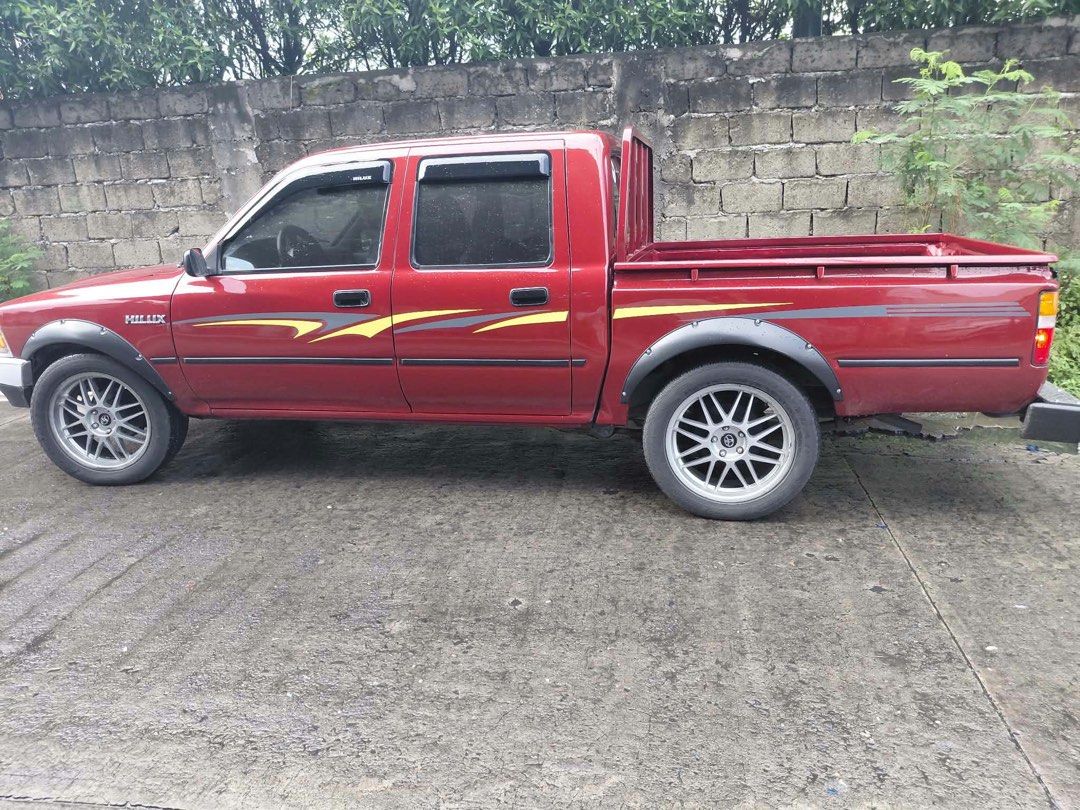Toyota Hilux LN80 Manual (Category: Used Cars) located in Binan City. Submitted by jdshoppee (Listing ID 1464839196, Image 3). Description: FOR SALE 1996 TOYOTA HILUX LN80 A1 Running condition Cool aircon New clutch kit 18” mags Asking 380k 📍Binan Laguna PM OR CALL 09265392151.