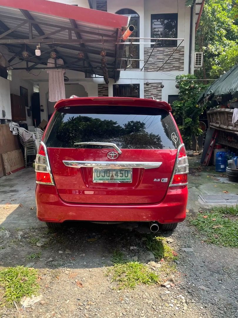Toyota Innova (Category: Used Cars) located in Valenzuela. Submitted by livecat.25f37d (Listing ID 1464867310, Image 2). Description: Well maintained, fresh in and out 17s mags Registered up to 2027 Complete legal papers All original documents Not flooded No history of bangga No issue RFS: need cash pandagdag puhunan sa negosyo .