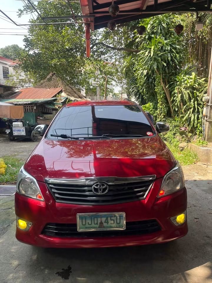 Toyota Innova (Category: Used Cars) located in Valenzuela. Submitted by livecat.25f37d (Listing ID 1464867310, Image 1). Description: Well maintained, fresh in and out 17s mags Registered up to 2027 Complete legal papers All original documents Not flooded No history of bangga No issue RFS: need cash pandagdag puhunan sa negosyo .
