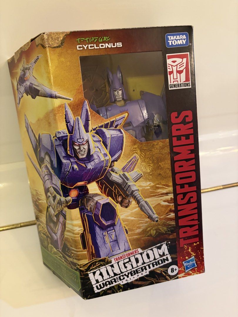 Transformers Kingdom Cyclonus bib (Category: Action & Battle Toys) located in Manila. Submitted by 1ringwdforce (Listing ID 1464784345, Image 1). Description: Transformers War for Cybertron Kingdom Cyclonus (back in box) Alabang pick up.