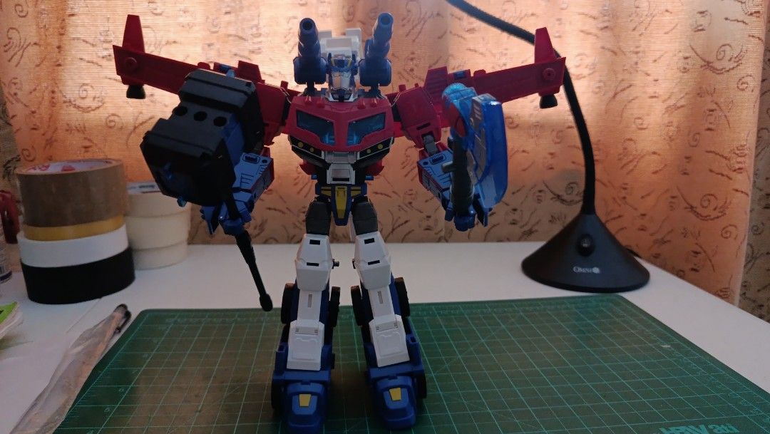 Transformers KO Baiwei TW-1036 (Animated Optimus Prime) (Category: Action & Battle Toys) located in Legazpi City. Submitted by bbthatguy (Listing ID 1464779679, Image 1). Description: Selling Baiwei TW-1036 KO Legacy Animated Optimus Prime + Upgrade Kit Loose, WYSIWYG, complete accessories loc Legazpi City, Albay, can do meetups in the area Price slightly negotiable, lowballers/ghosters will be blocked Payment thru GCash Shipping via LBC strictly