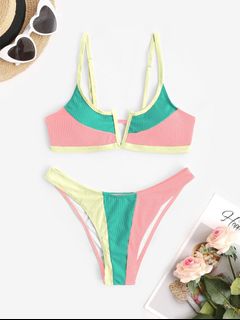 (Category: ) located in . Submitted by closetsquad (Listing ID 1464939590, Image 1). Description: .
