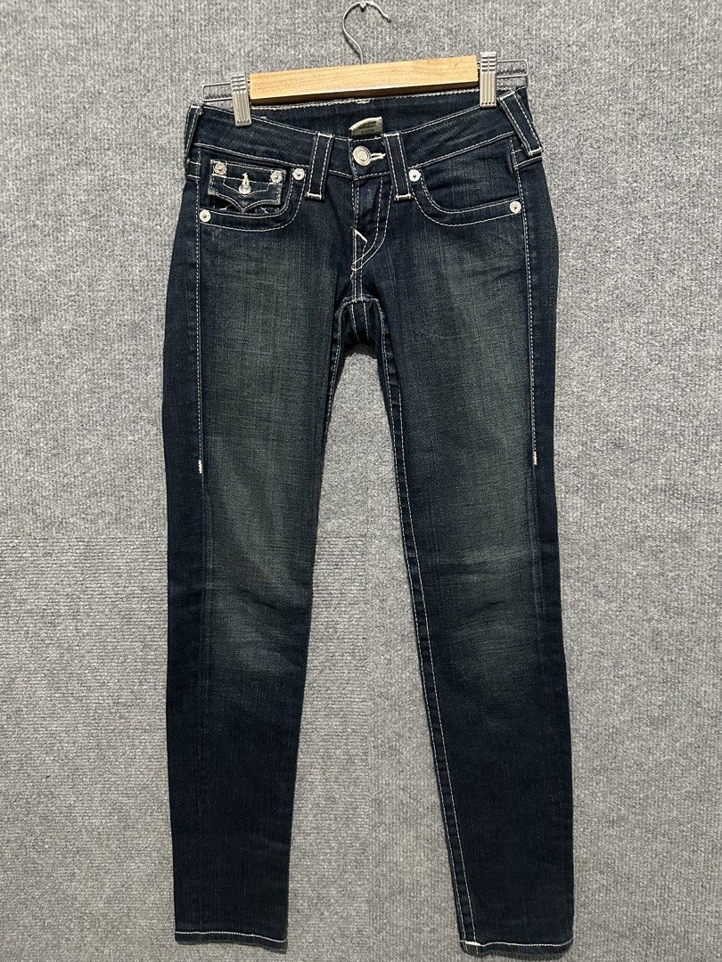 True Religion Julie Section Jeans Size 24 (Category: Jeans) located in Villasis. Submitted by justinramosonfb (Listing ID 1464871778, Image 3). Description: - Brand: True Religion - Style: Dark wash denim with iconic white contrast stitching - Details: Signature button flap back pockets with horseshoe design, front button and zipper closure - Origin: Made in USA - Size: 24 - Condition: Excellent pre-loved condition.