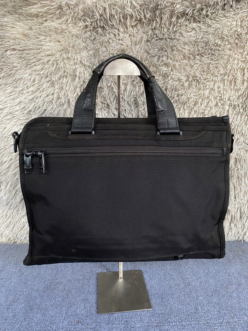 Tumi Alpha Organizaer Brief (Category: Briefcases) located in Tandag. Submitted by ChristianThrift (Listing ID 1464804749, Image 2). Description: No strap See pictures for the issues.