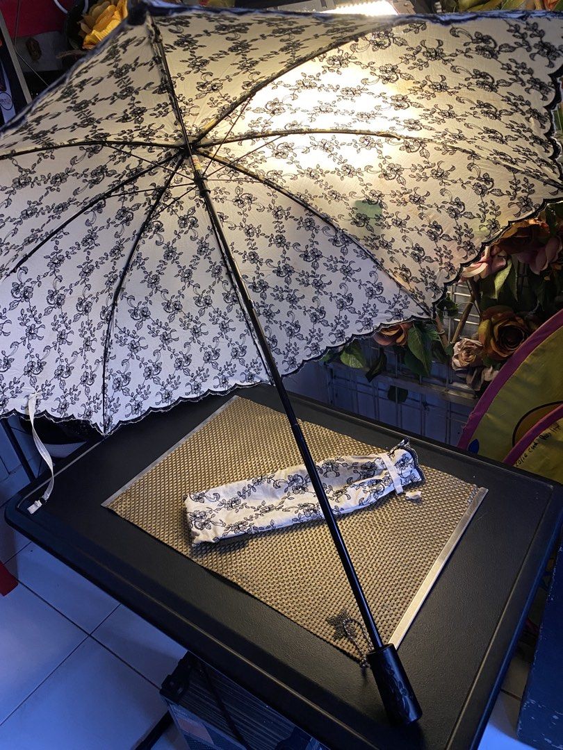 Umbrella ana sui Japan Surplus (Category: Umbrellas) located in Caloocan City. Submitted by mzmarsz (Listing ID 1464819224, Image 3). Description: Good item Ang ganda neto promise.