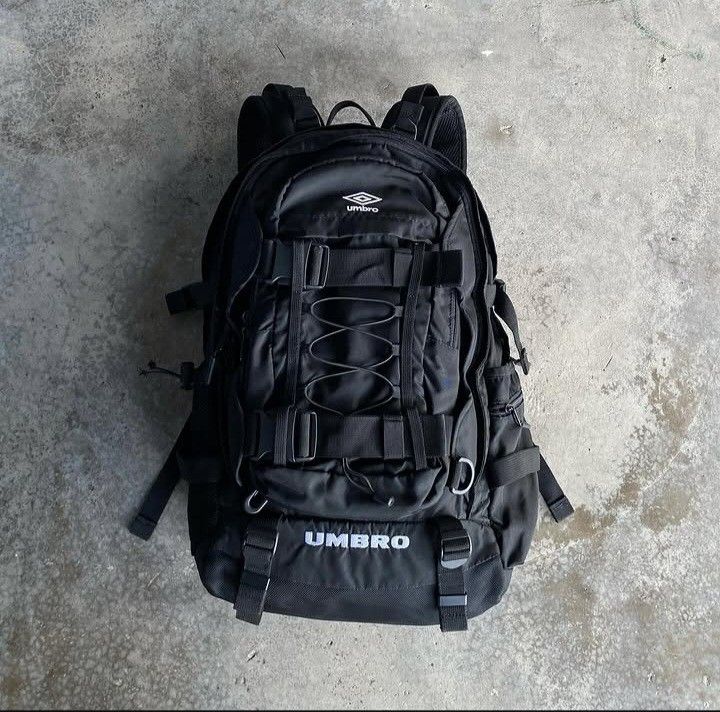 Umbro Bag (Category: Backpacks) located in Manila. Submitted by baggy.ph (Listing ID 1464898158, Image 1). Description: umbro bag Ada slot laptop&lock dada.