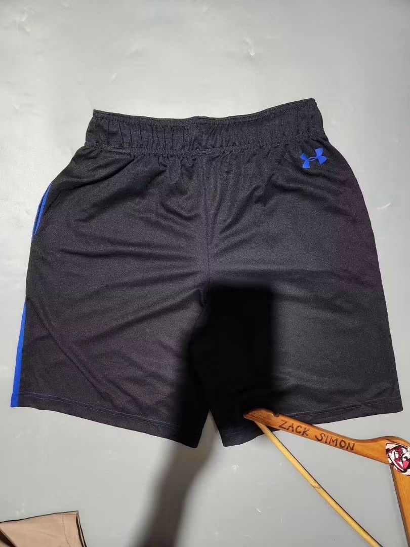 under armour (Category: Activewear) located in General Santos City (Dadiangas). Submitted by alzacksimo35414 (Listing ID 1464891023, Image 2). Description: 550 +sf PHOTO MAY VARY DUE TO LIGHTING 🥰 Brand: UNDER ARMOUR ✅️actual dimention 30-32 × 18 ✅️as new condition ✅️10 colorate ✅no issue DISCLAIMER: Please note that I ZACK SIMON is not affiliated with or endorsed by any brand. Any brand names or trademarks mentioned are the properties of their 