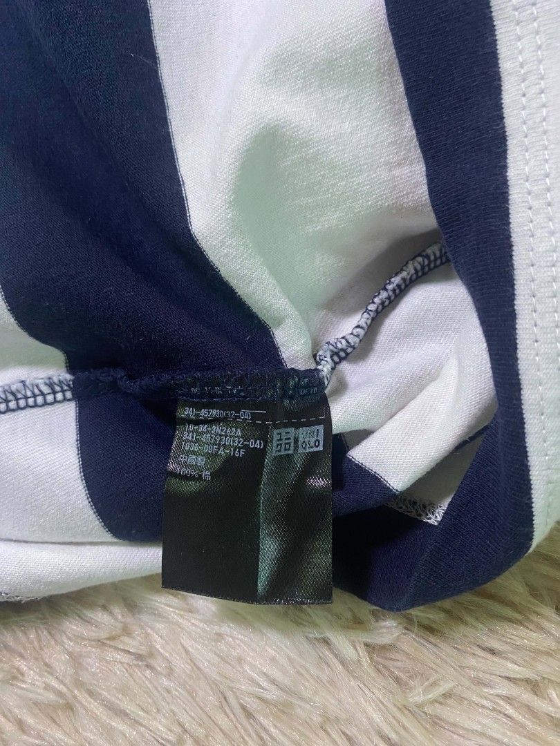 UNIQLO (Category: Tshirts & Polo Shirts ) located in San Fernando. Submitted by cris.lloyd34 (Listing ID 1464800931, Image 3). Description: DIMES 23x29.
