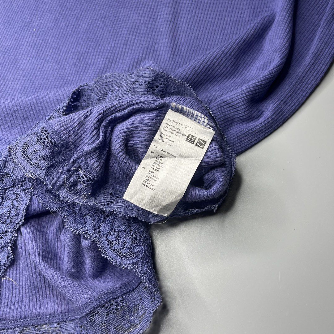 UNIQLO CAMI (Category: Sleeveless) located in Manila. Submitted by aaaaaahhhhhh (Listing ID 1464813219, Image 3). Description: Medium 14.5W 24.5L Excellent Lalamove or J&t Express + Shipping fee.