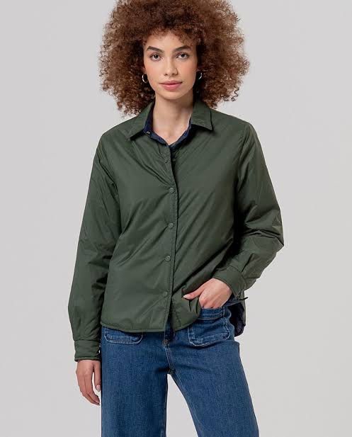 Uniqlo Collared Jacket (Category: Coats, Jackets and Outerwear) located in Cabanatuan. Submitted by boutiquelouise (Listing ID 1464873489, Image 2). Description: 17x2(34) width 21.5 inches lengtg.