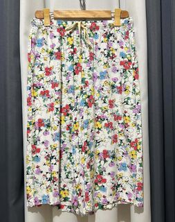 (Category: ) located in . Submitted by lorocathrifts (Listing ID 1464892754, Image 1). Description: .