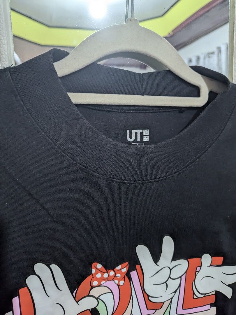 Uniqlo x ambush (Category: Activewear) located in Labo. Submitted by ronelryan (Listing ID 1464886036, Image 2). Description: 23 x 24 Boxy oversized fit Chunky neck Cr 8.5.
