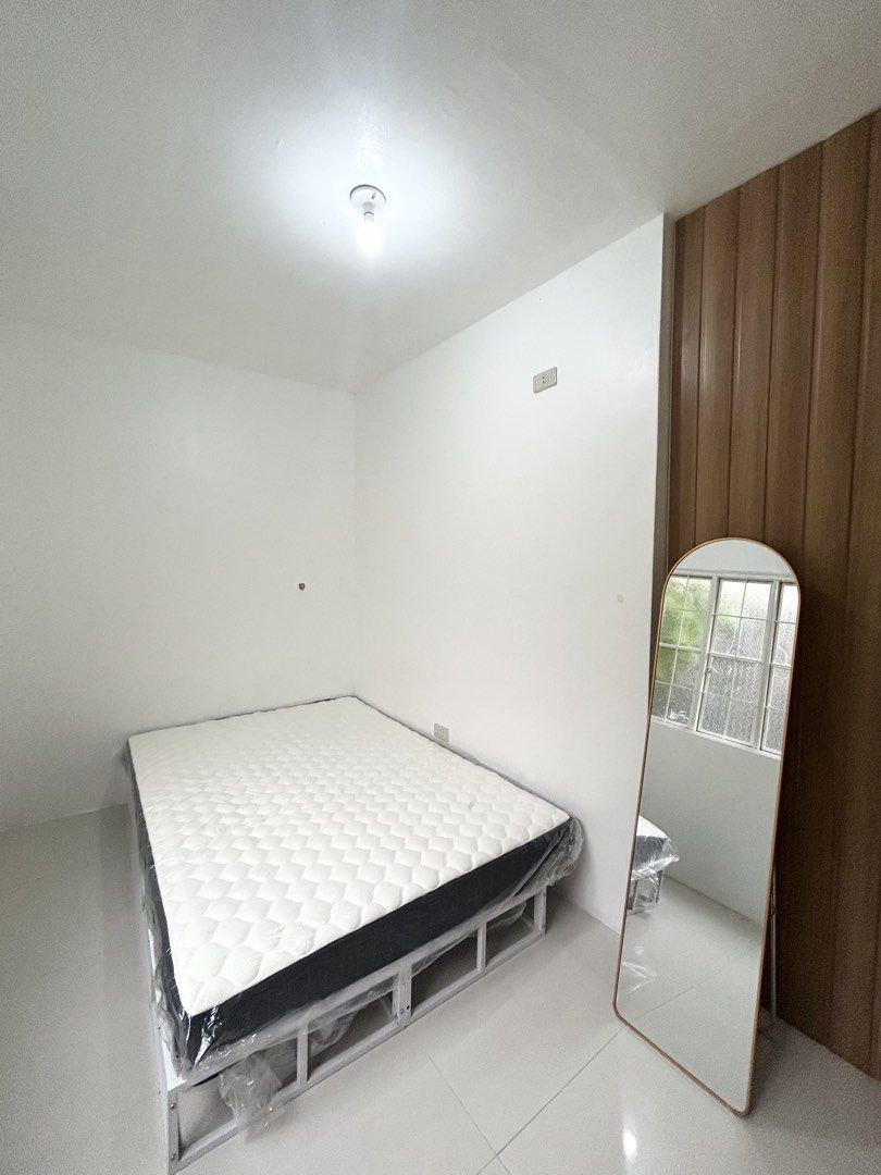 UNIT FOR RENT (Category: Apartments & Condos) located in Taguig. Submitted by georginahhhhh_ (Listing ID 1464873983, Image 2). Description: 🏠 UNIT FOR RENT 🧒🏻 Direct Owner ✅ Ready for Occupancy ✨ FURNISHED 📶 WiFi connection available 🚚 Available for Viewing & Moving-in ASAP 🚨 FLOOD-FREE 🚨 🚎 Accessible to public transportation, delivery & moto-taxi services 😊 Commuter-friendly 👼 Safe & peaceful gated community 🐶 Pet-friendly surrounding