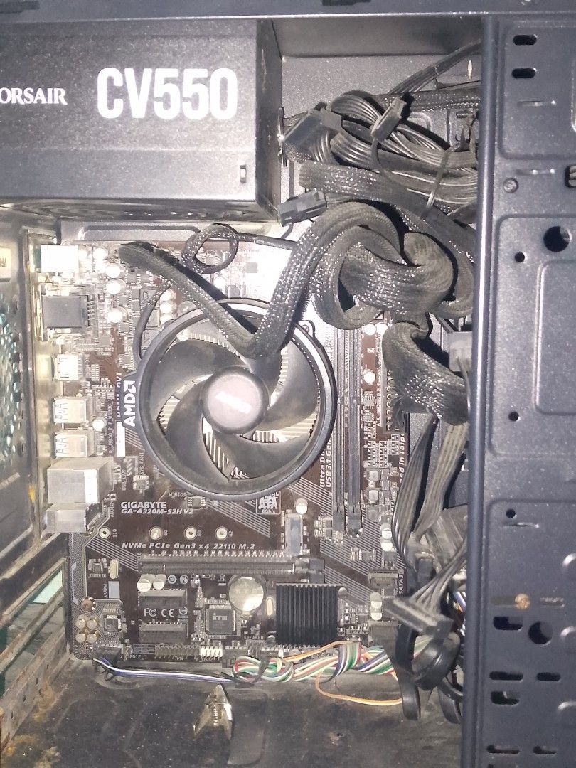 Used/tested GIGABYTE A32M-S2H V2 (Category: Desktops) located in Manila. Submitted by gentlefish_acdb28 (Listing ID 1464900921, Image 1). Description: little bit used but not overly and in good condition. price is negotiable.