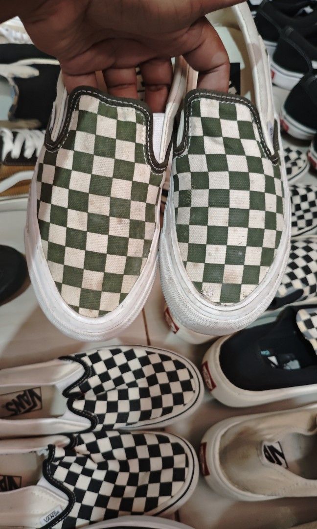 Vans cb slip on (Category: Sneakers) located in Sultan Kudarat. Submitted by thrifted01 (Listing ID 1464903981, Image 3). Description: us6.5 womens issue my pinhole sa front fix loc mindanao.