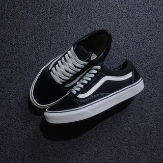 (Category: ) located in . Submitted by sapatos_series (Listing ID 1464934453, Image 1). Description: .