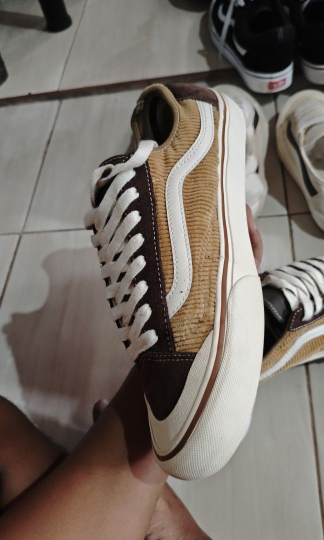 Vans os condory (Category: Sneakers) located in Sultan Kudarat. Submitted by thrifted01 (Listing ID 1464903683, Image 2). Description: us10 mens issue replacement solpad loc mindanao.